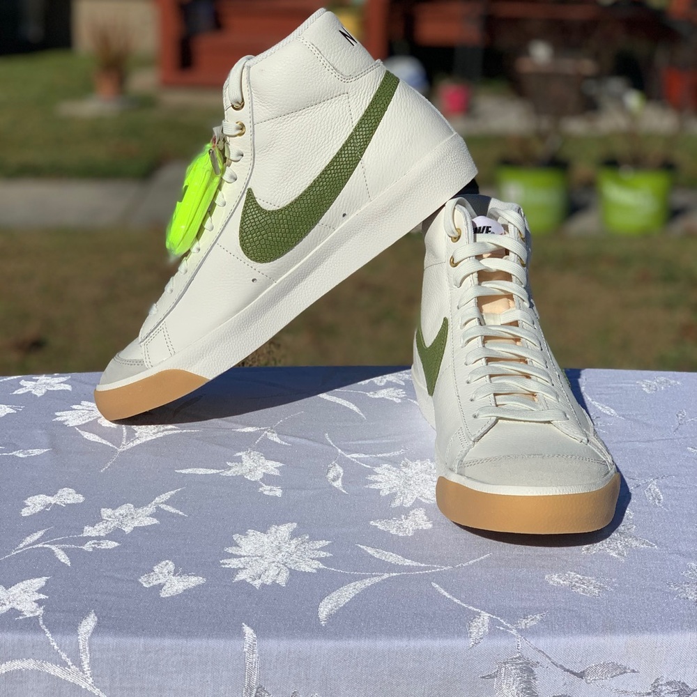 Nike Blazer Mid ‘77 Vintage “Asparagus Snakeskin”